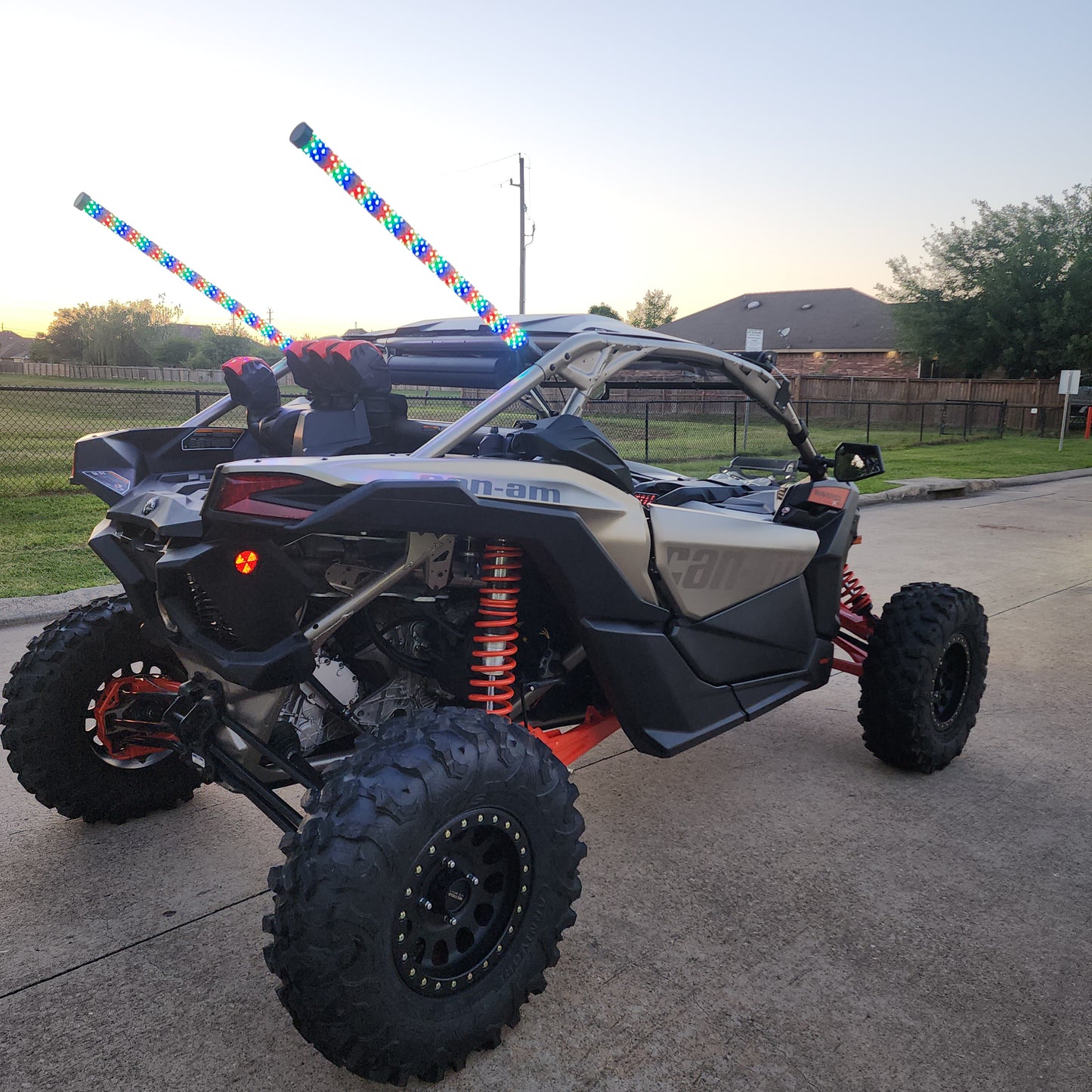 RGB Fat LED Whip Lights Antenna Flag for ATV UTV Can-Am Maverick X3 Maverick R Polaris RZR 1000 XP Pro XP Turbo R Pro R Pro S Kawasaki Honda Yamaha