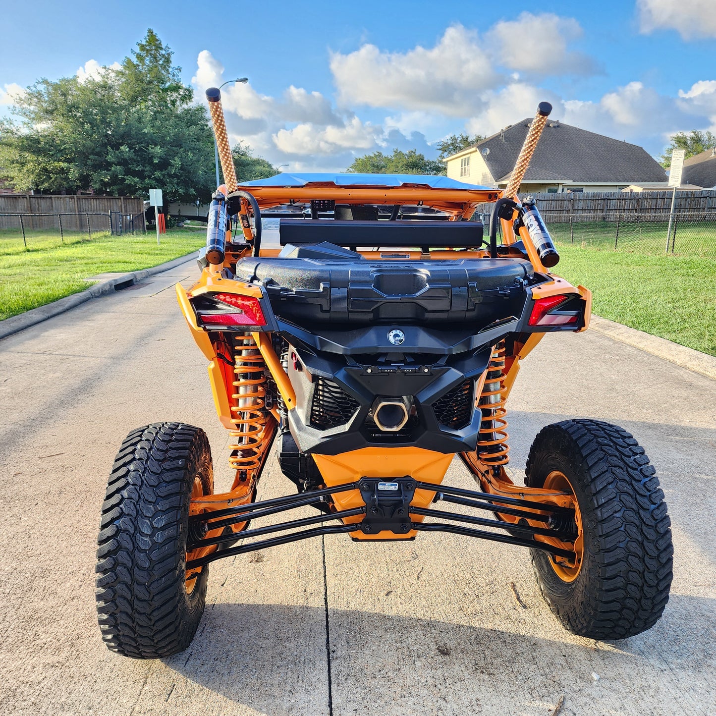 RGB Fat LED Whip Lights Antenna Flag for ATV UTV Can-Am Maverick X3 Maverick R Polaris RZR 1000 XP Pro XP Turbo R Pro R Pro S Kawasaki Honda Yamaha