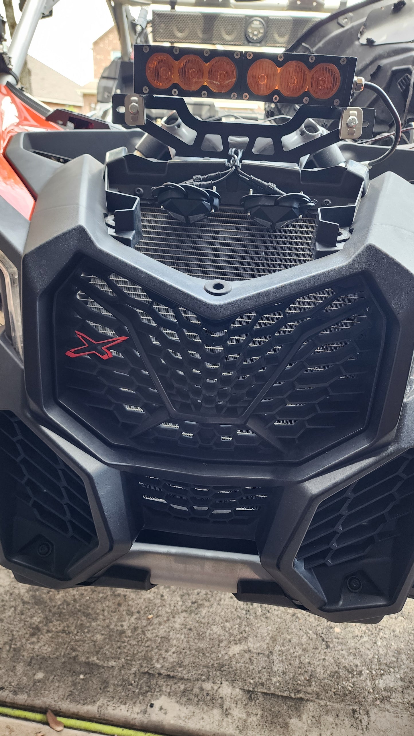 Rock light bracket mounts by piece