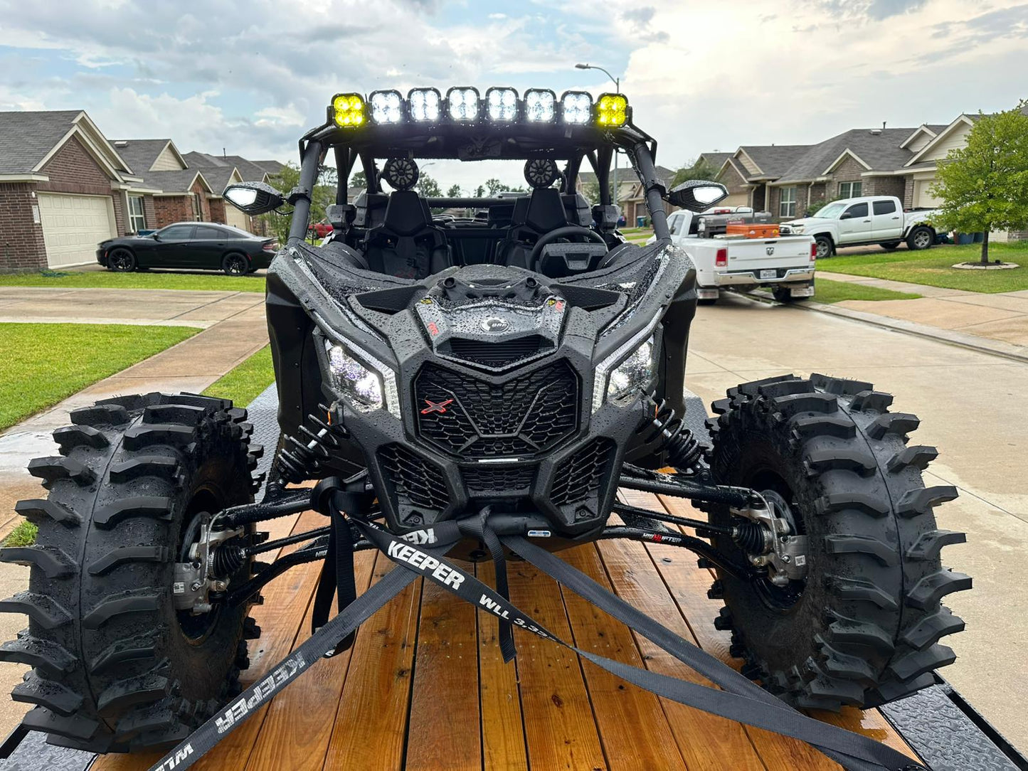 Bracket mounts for Can-Am Maverick X3 43" ICONIK REFLEX LINKABLE 43" 320W LED Light Bar