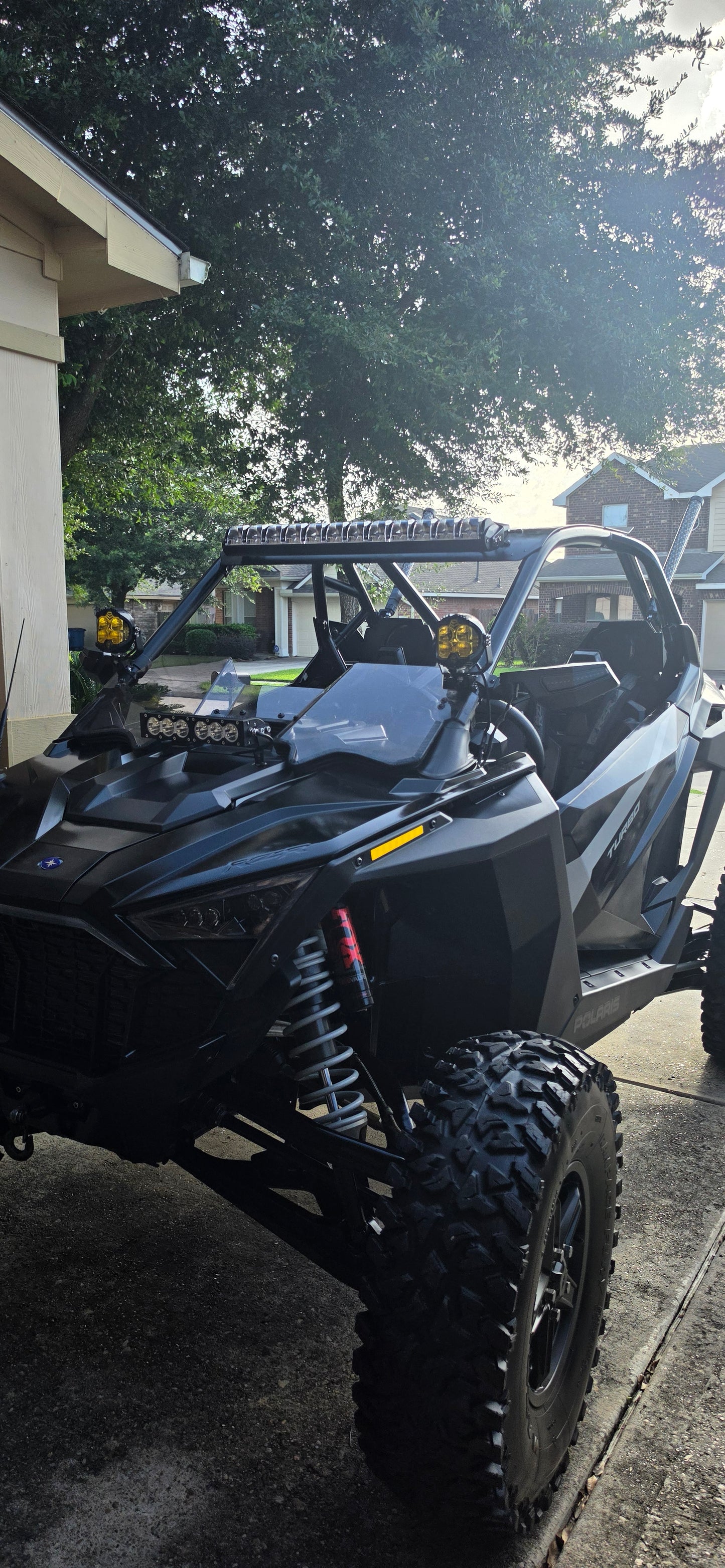 Bracket mounts for 2020+ Polaris RZR Pro XP, Turbo R, and Pro S ICONIK SPECTRA 32" 390W RGB LED Dimmable Light Bar