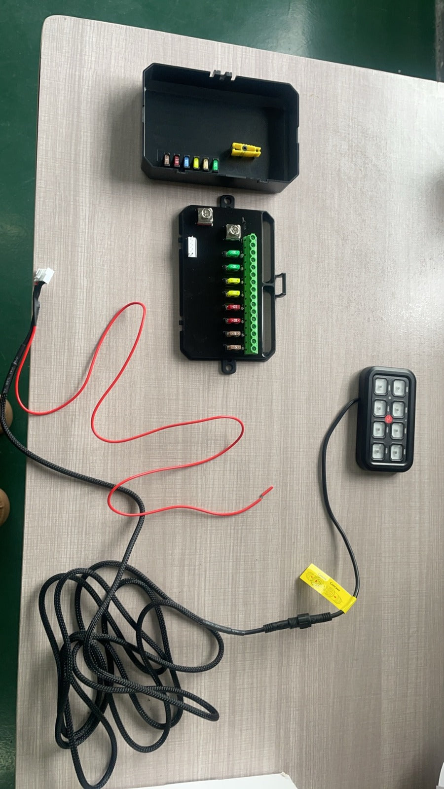 RGB 8 Gang Switch Panel With APP Toggle/ Momentary/ Pulsed Mode Supported